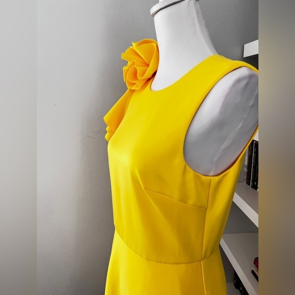 BADGLEY MISCHKA. Ruffle Shoulder Sleeveless Cocktail Dress size 8 - Picture 5 of 15